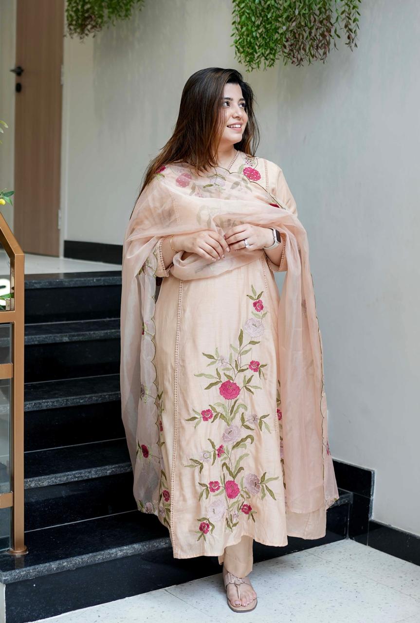 Peach Chanderi Silk Embroidered Salwar Suit