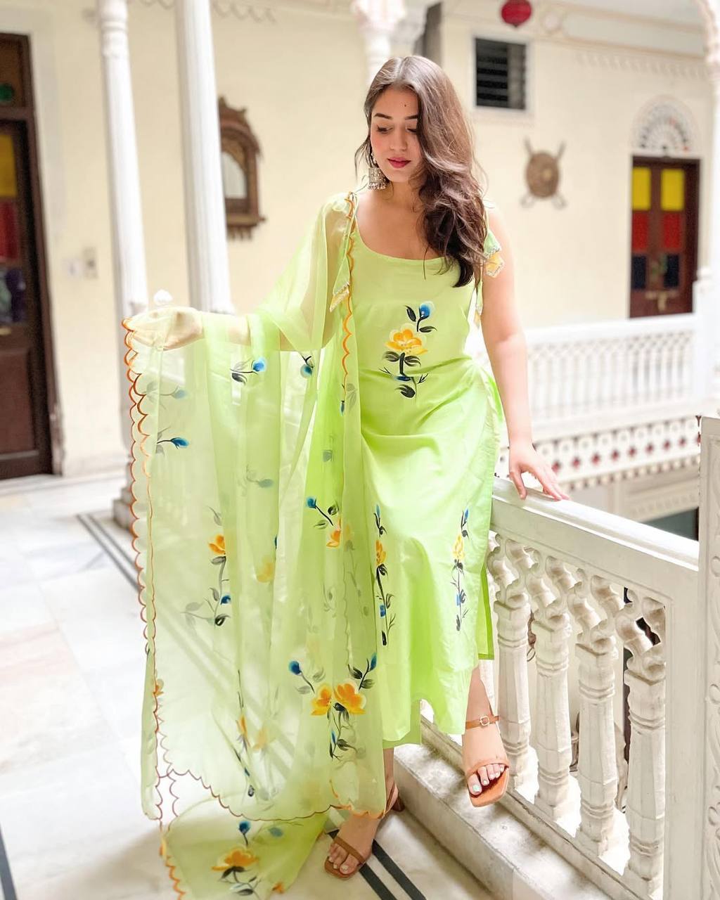 Elegant Light Green Floral Viscose Readymade Kurti with Dupatta