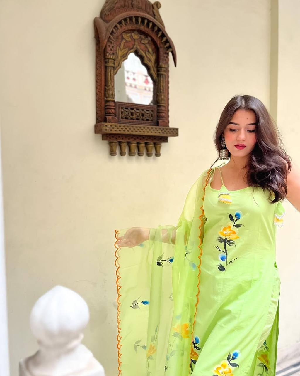 Elegant Light Green Floral Viscose Readymade Kurti with Dupatta
