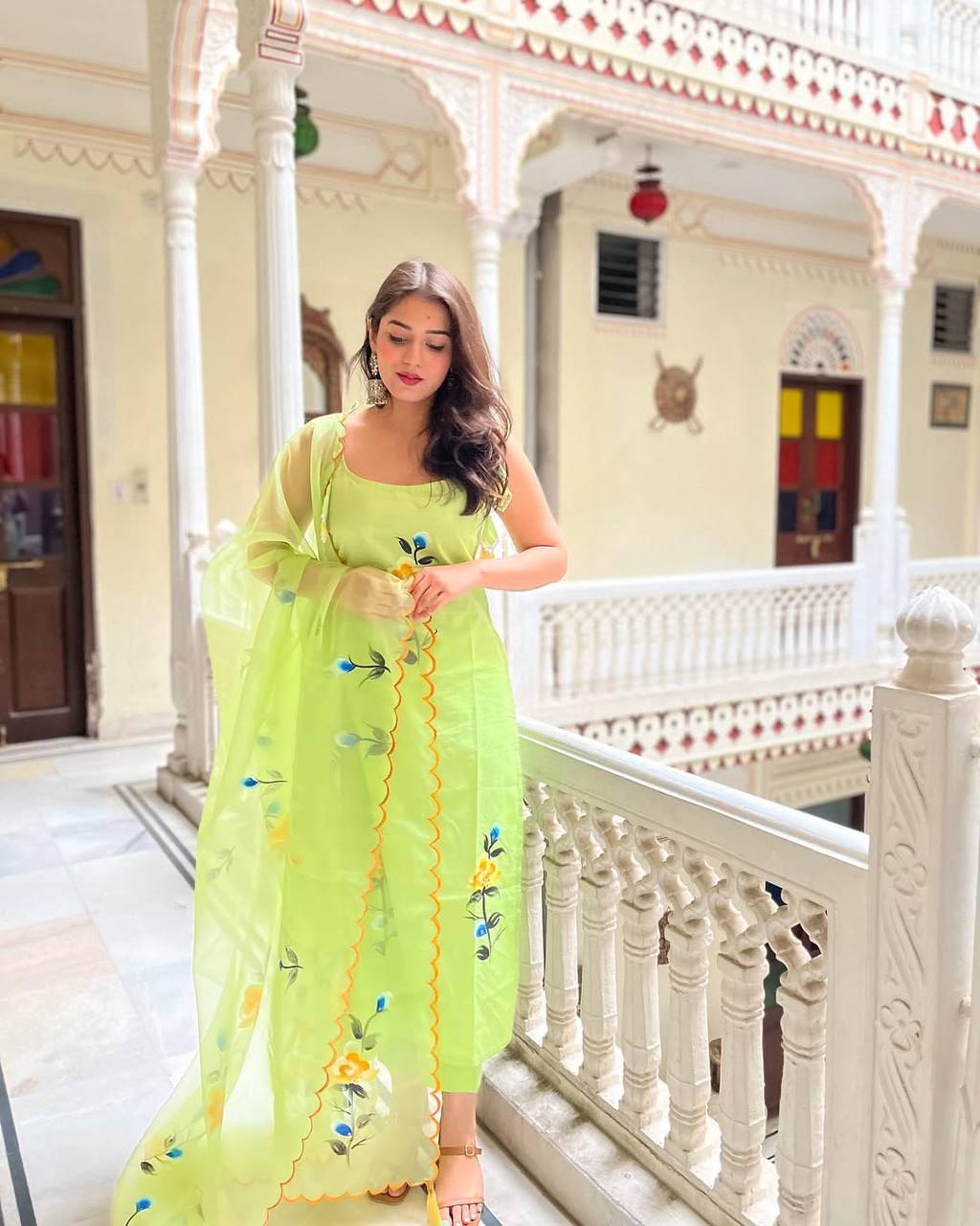 Elegant Light Green Floral Viscose Readymade Kurti with Dupatta