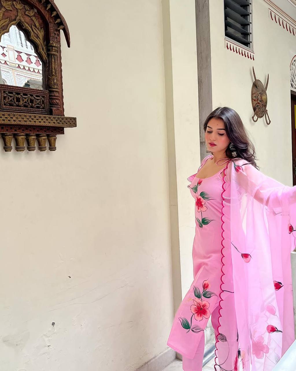 Elegant Light Pink Floral Viscose Readymade Kurti with Dupatta