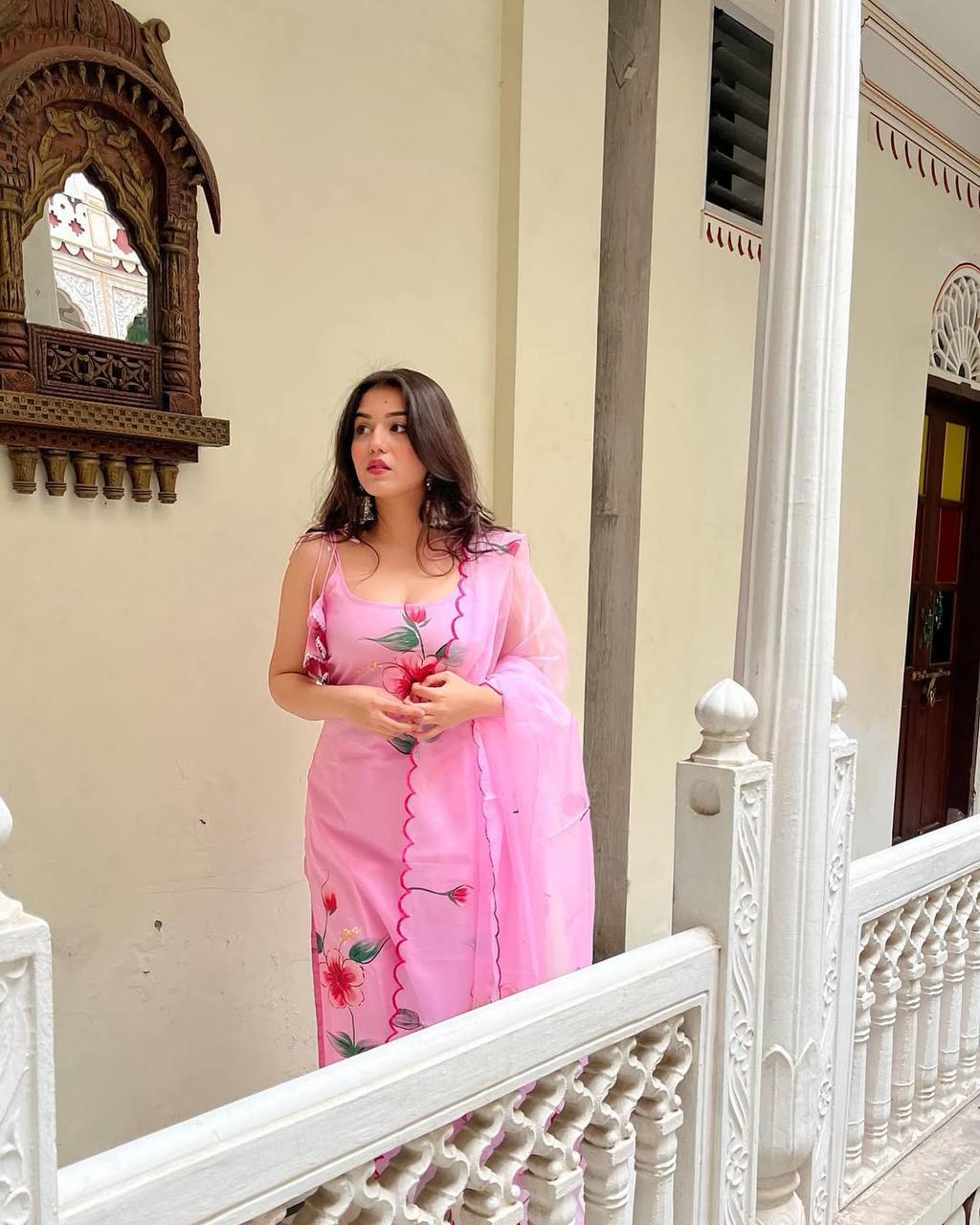 Elegant Light Pink Floral Viscose Readymade Kurti with Dupatta