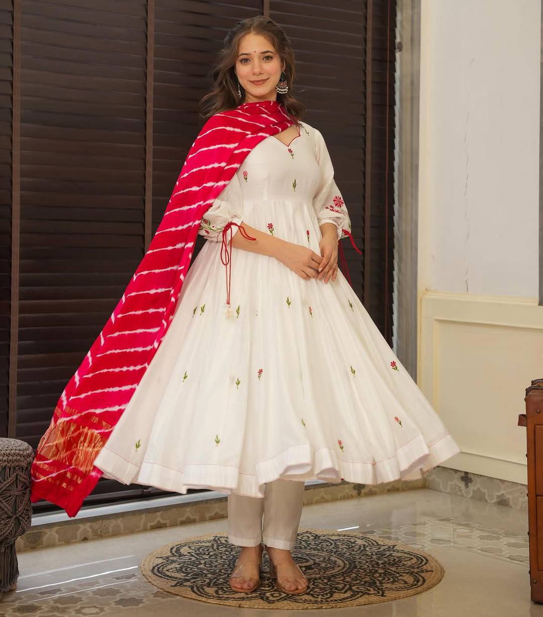 Off White Art Silk Party Wear Salwar Kameez