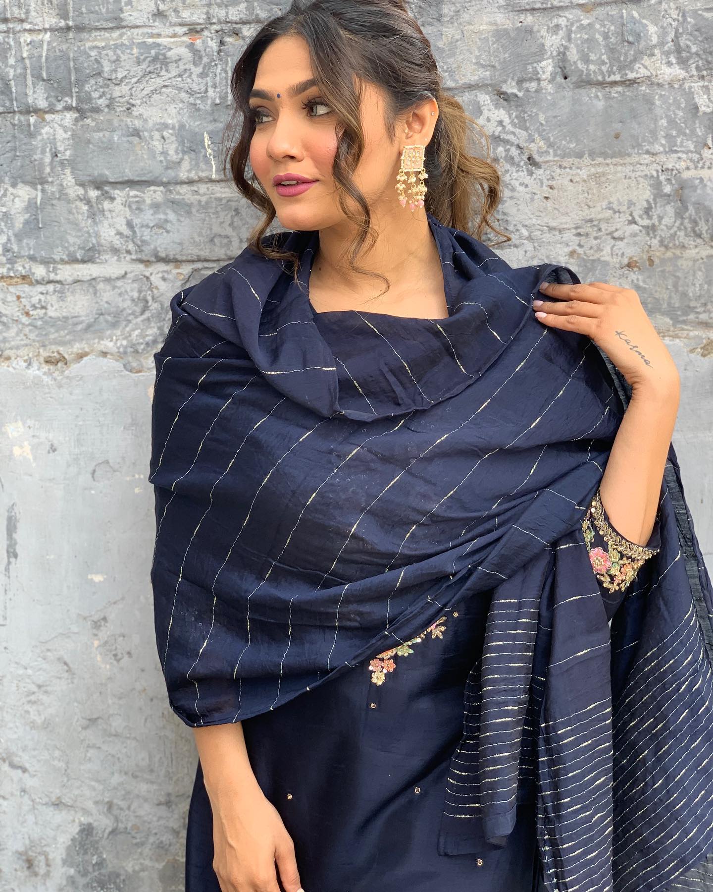 Navy Blue Viscose Chanderi Jacquard Embroidery Kurta Set