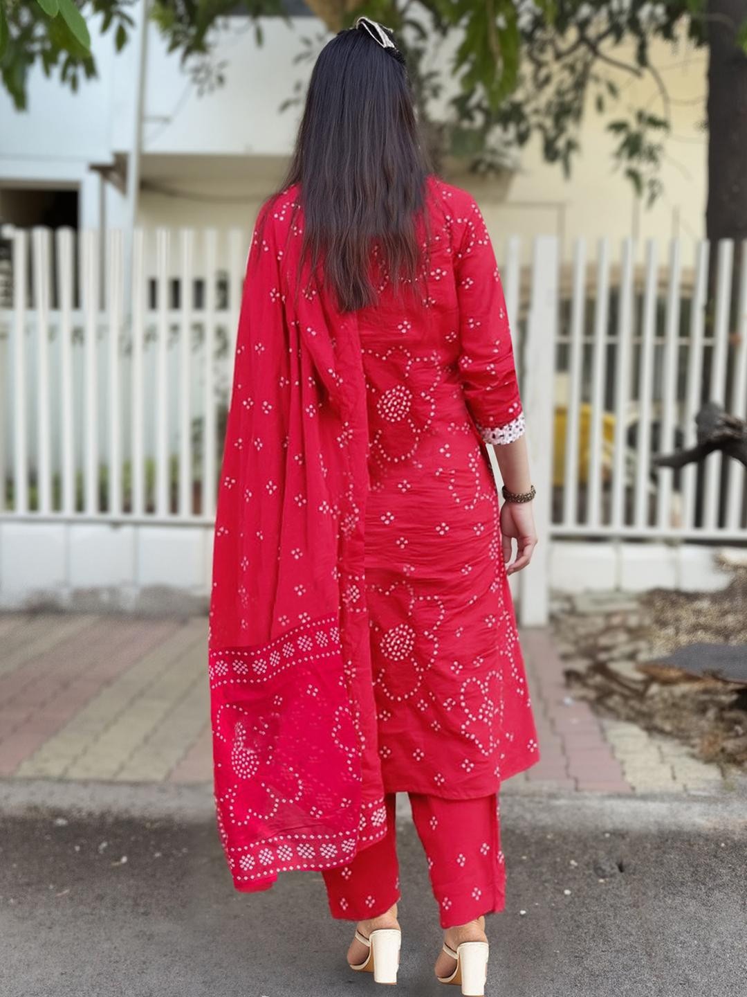 Women Viscose Rayon Red Kurta & Trousers With Dupatta