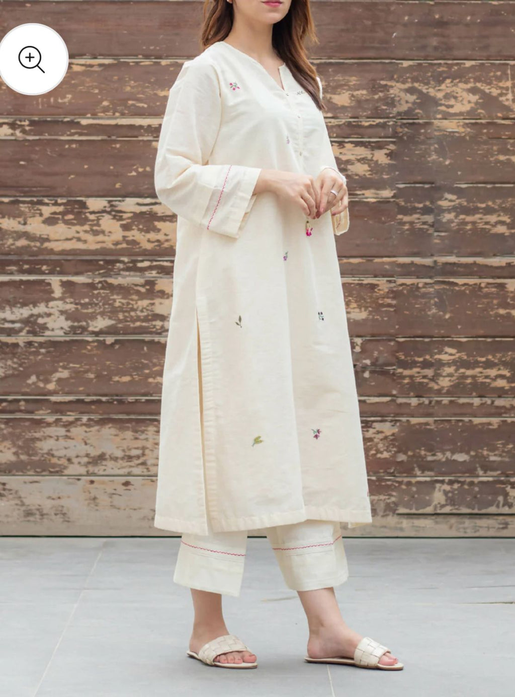 bazarkurti Elegant Off-White Embroidered Kurta Set