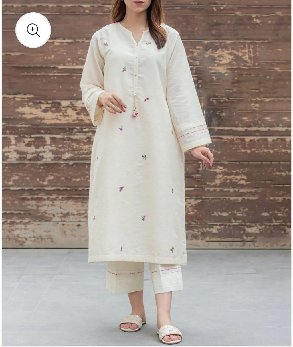 bazarkurti Elegant Off-White Embroidered Kurta Set