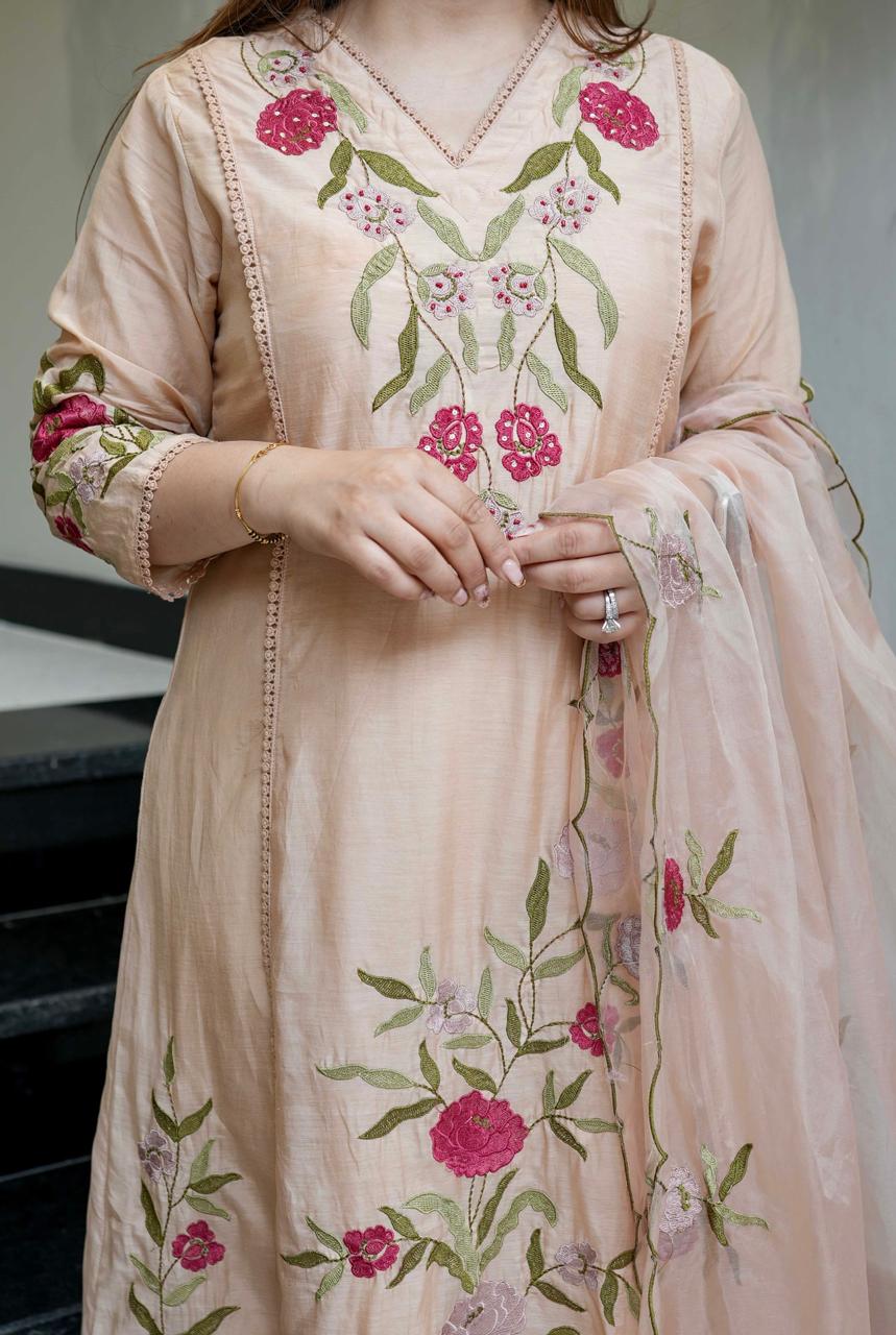 Peach Chanderi Silk Embroidered Salwar Suit
